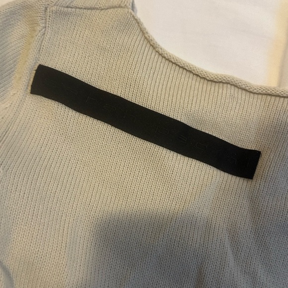 Sarah Pacini Cream Shoulder Sweater - Picture 5 of 5